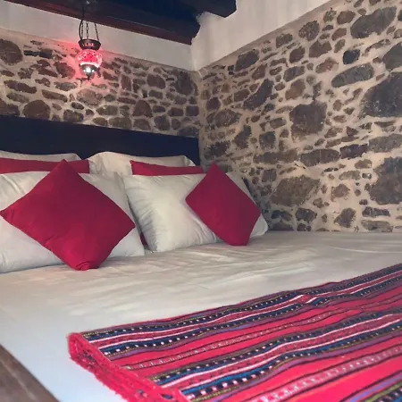 Areti's Traditional House Country house