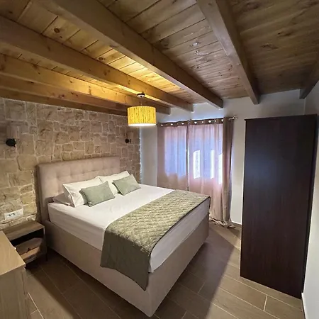 منزل ريفي Areti's Traditional House