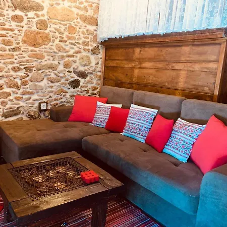 Areti's Traditional House Kır Evi