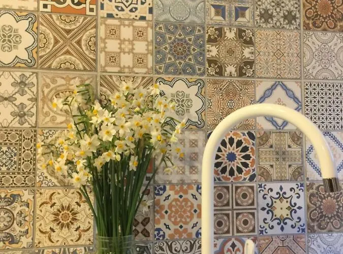 منزل ريفي Areti's Traditional House Apollona