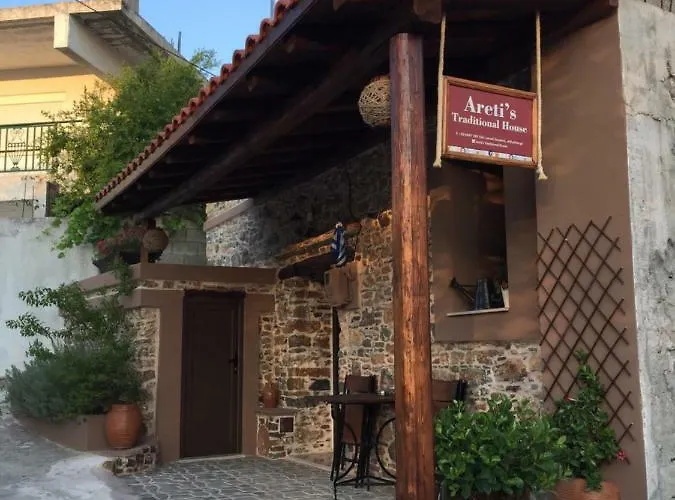 منزل ريفي Areti's Traditional House *